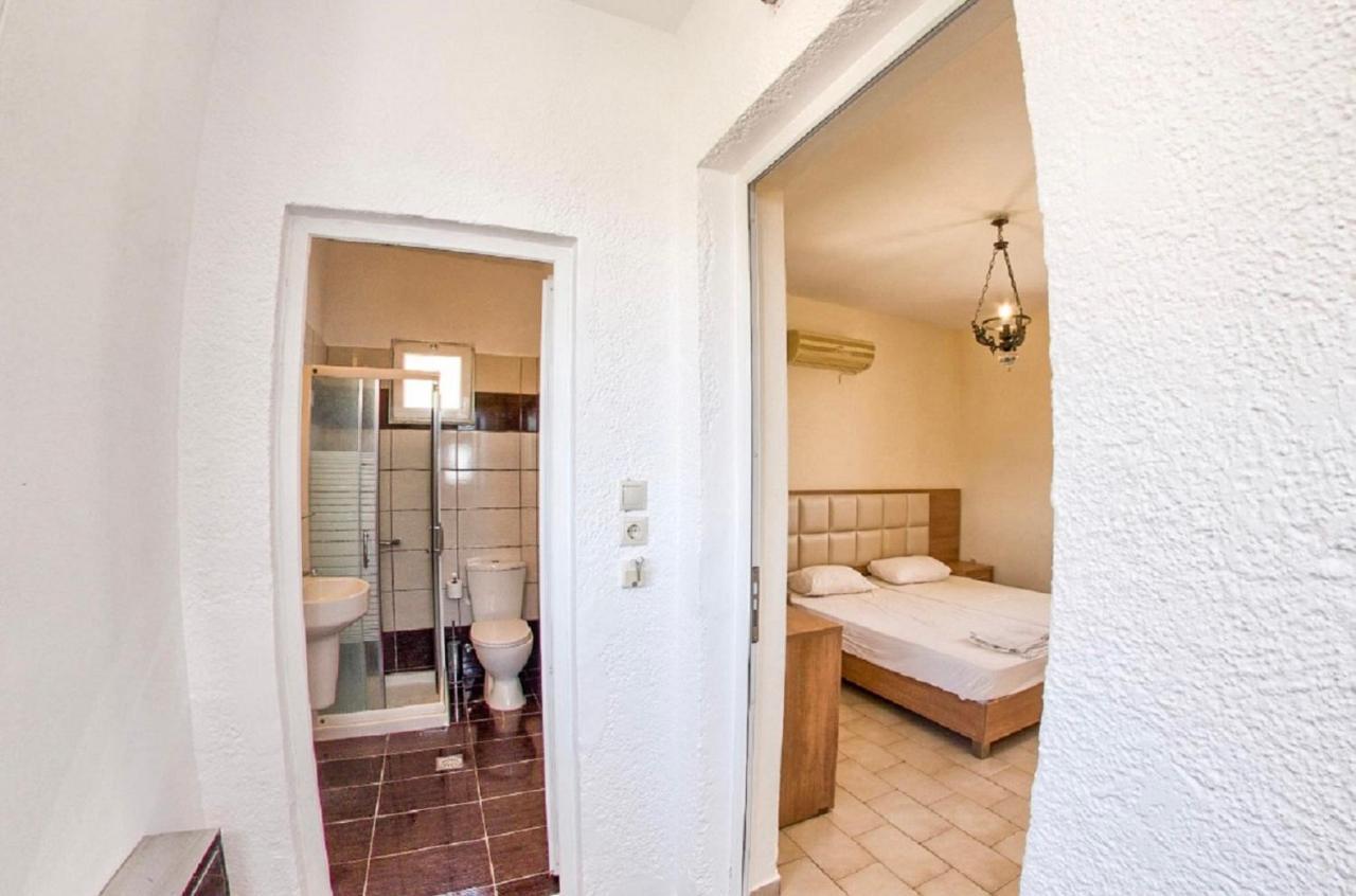 Coralli Apartments Pefki エクステリア 写真