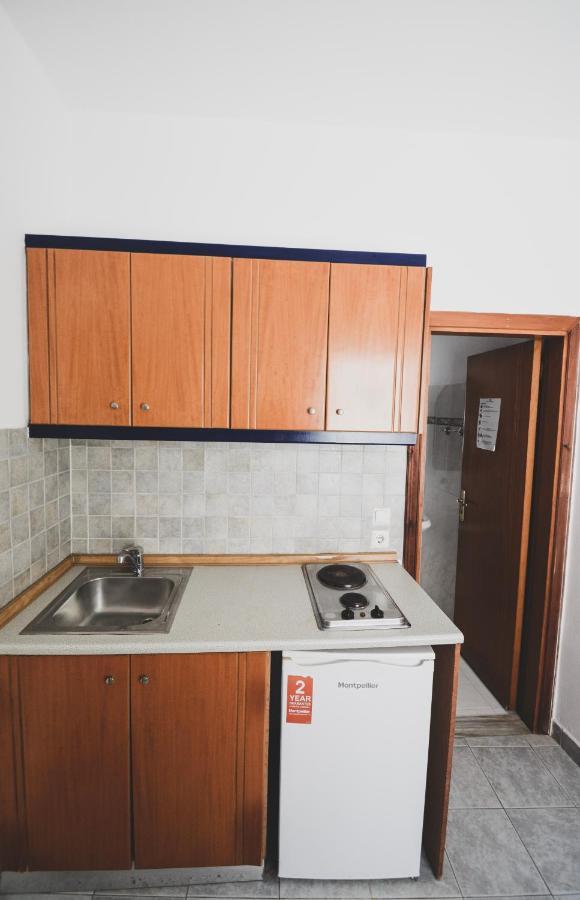 Coralli Apartments Pefki エクステリア 写真